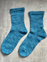 Charger l&#39;image dans la galerie, Chaussettes &quot;Azur”
