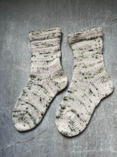 Charger l'image dans la galerie, Chaussettes enfant "Basilic”
