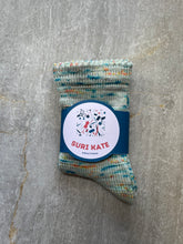 Load image into Gallery viewer, Chaussettes "Mer rouge”
